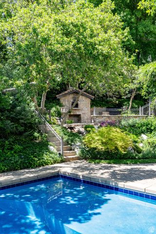 3450 E HIDDEN OAK DR, Cottonwood Heights, UT 84121