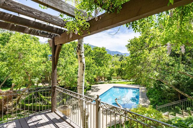 3450 E HIDDEN OAK DR, Cottonwood Heights, UT 84121