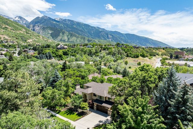 3450 E HIDDEN OAK DR, Cottonwood Heights, UT 84121