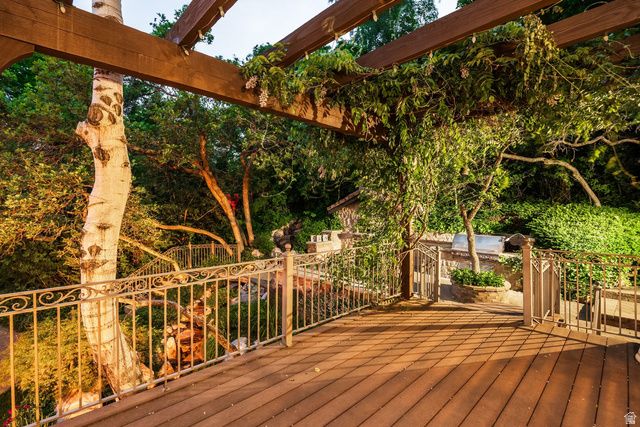 3450 E HIDDEN OAK DR, Cottonwood Heights, UT 84121