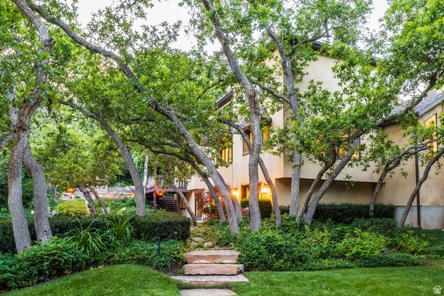 3450 E HIDDEN OAK DR, Cottonwood Heights, UT 84121