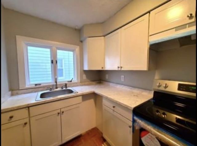 2 Conduit St 1, Lawrence, MA 01841