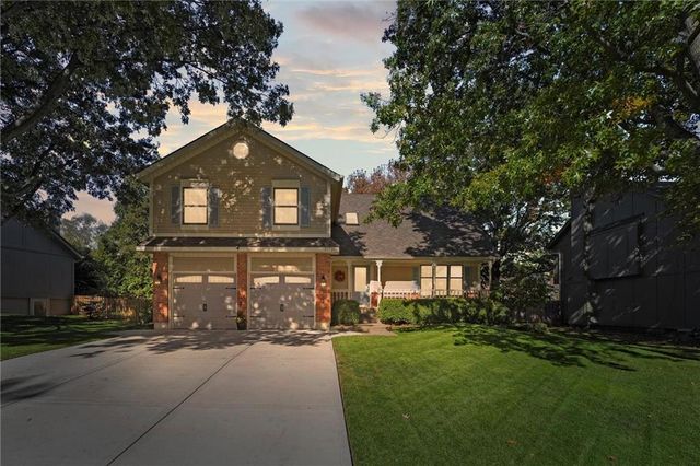 11716 S Penrose Street, Olathe, KS 66061