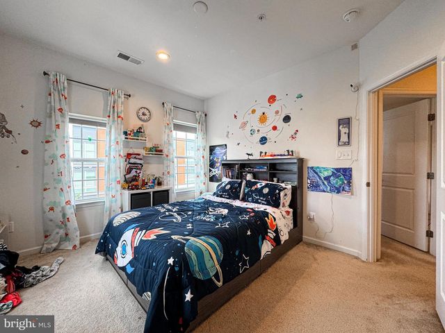 3190 YEAGER DR, Herndon, VA 20171
