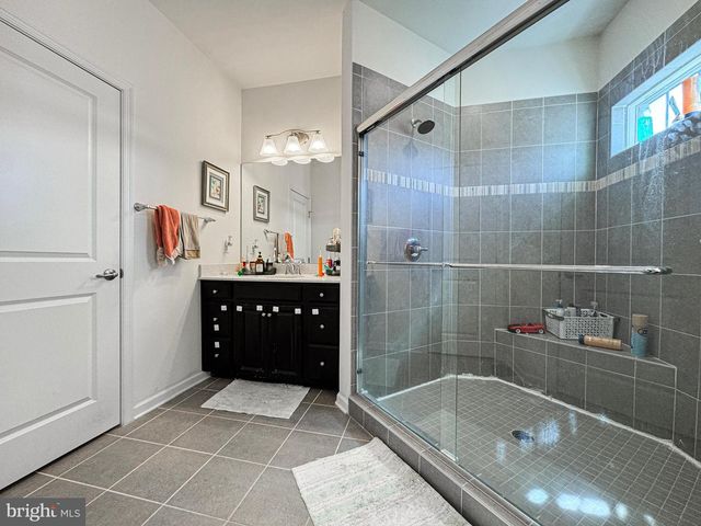 3190 YEAGER DR, Herndon, VA 20171