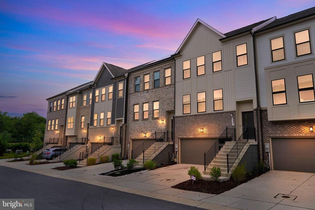 3344 PITCH PINE DR, Laurel, MD 20724