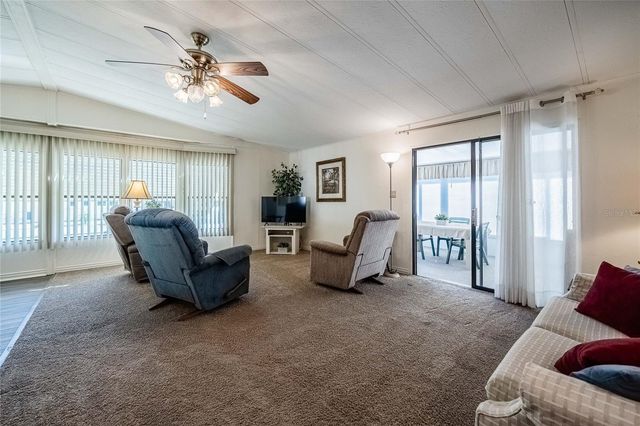 5006 FOX CLIFF DR, Lakeland, FL 33810