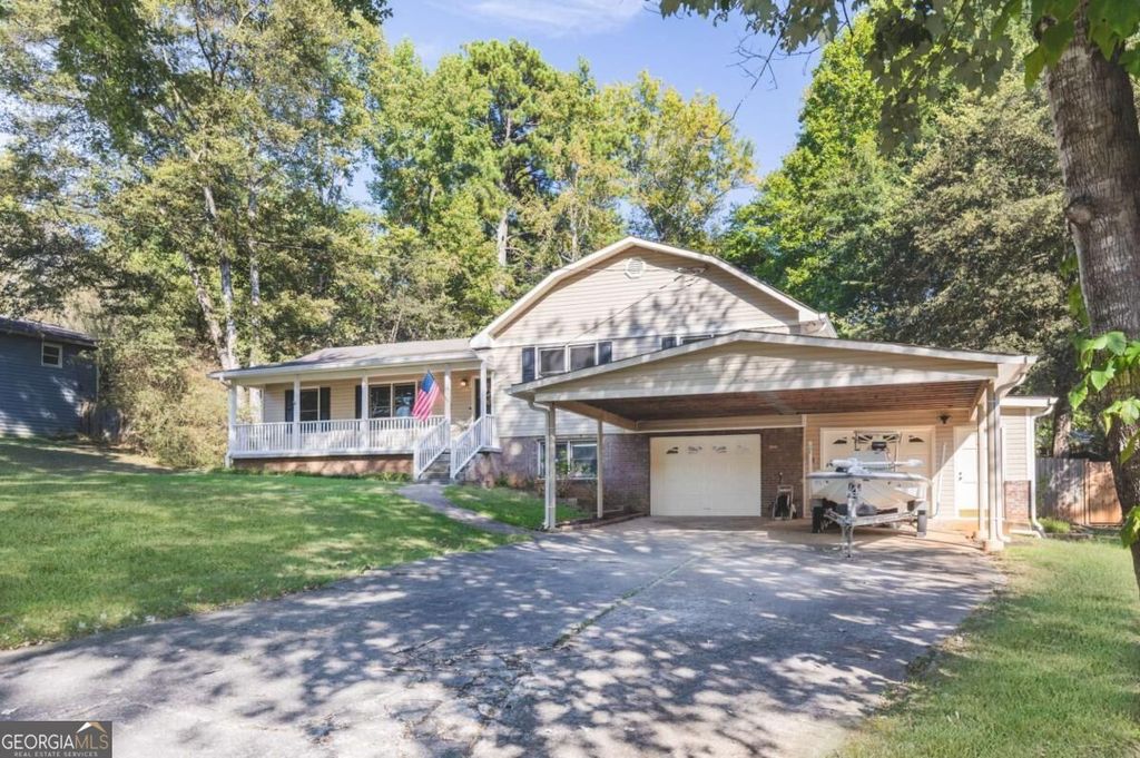 6566 Kellogg Drive, Acworth, GA 30102 — exterior