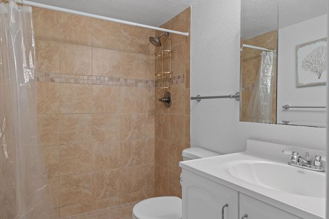 2565 S Ocean Boulevard 208, Palm Beach, FL 33480