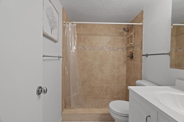 2565 S Ocean Boulevard 208, Palm Beach, FL 33480