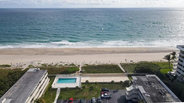 2565 S Ocean Boulevard 208, Palm Beach, FL 33480