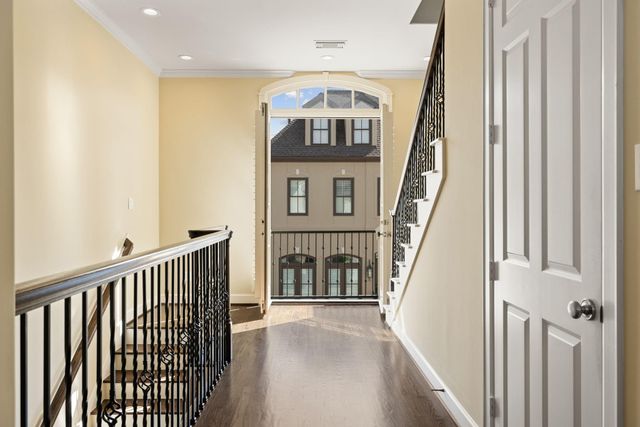 6310 Hermann Lake Drive, Houston, TX 77021