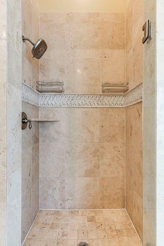 6310 Hermann Lake Drive, Houston, TX 77021