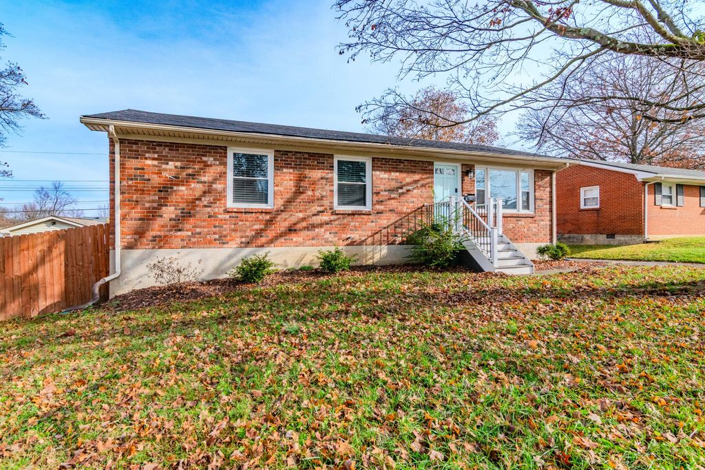 3668 King Arthur Drive, Lexington, KY 40517