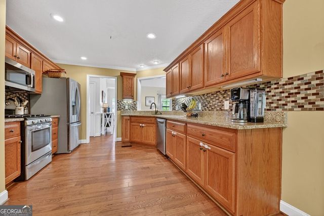 68 Old South Drive, Ellijay, GA 30540