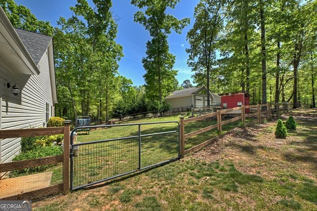 68 Old South Drive, Ellijay, GA 30540