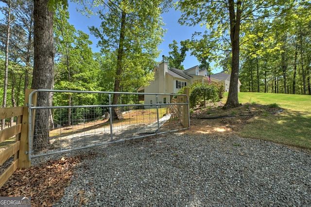 68 Old South Drive, Ellijay, GA 30540