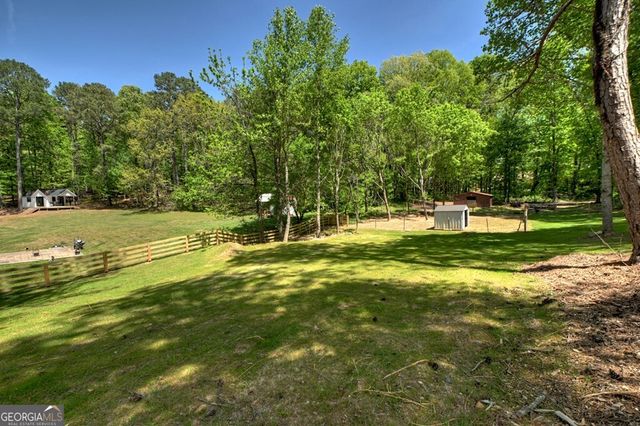 68 Old South Drive, Ellijay, GA 30540