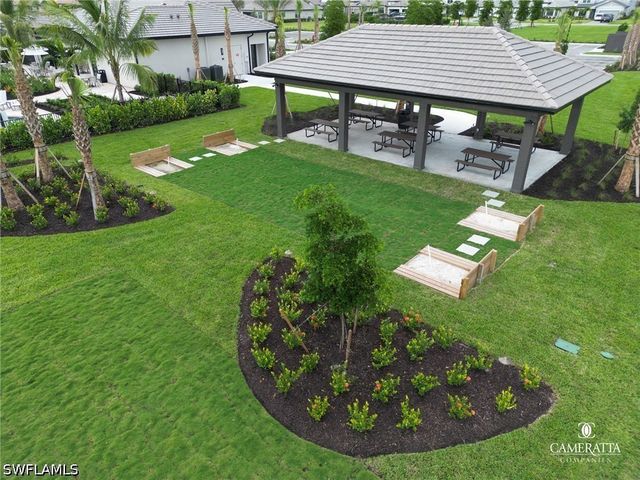 20210 Kingmont DR, Estero, FL 33913