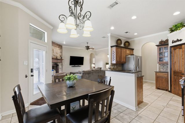 165 Canyon Drive, Decatur, TX 76234