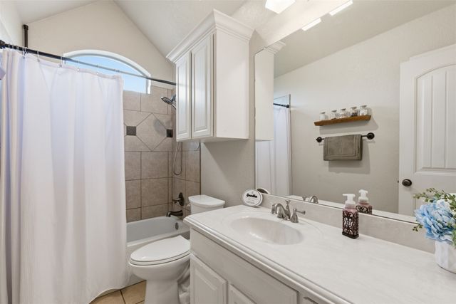 165 Canyon Drive, Decatur, TX 76234