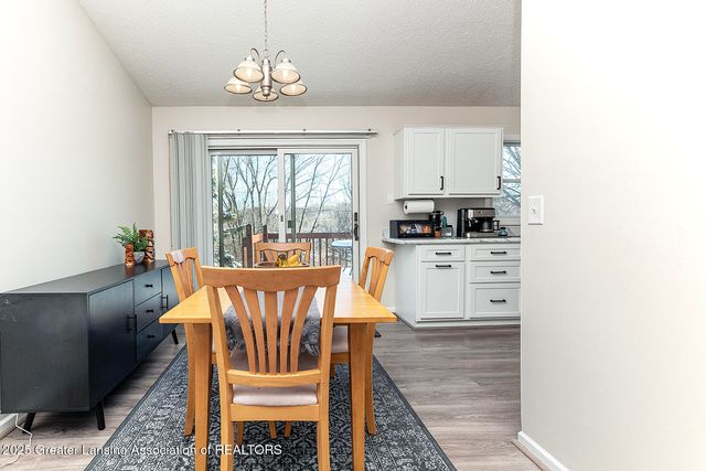 3725 Stoneleigh Drive, Lansing, MI 48910