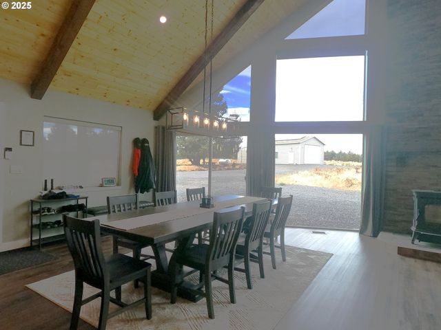 13422 Sw AIRFIELD Ln, Culver, OR 97734