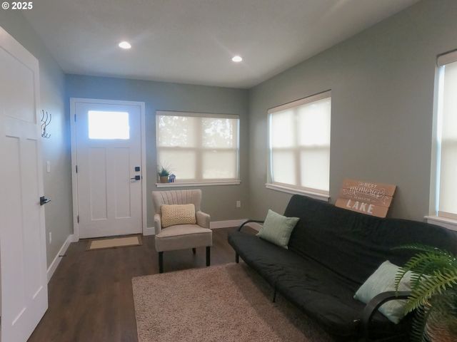 13422 Sw AIRFIELD Ln, Culver, OR 97734