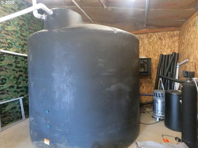 13422 Sw AIRFIELD Ln, Culver, OR 97734