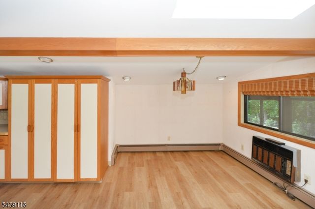 235 Godwin Ave, Wyckoff Twp., NJ 07481