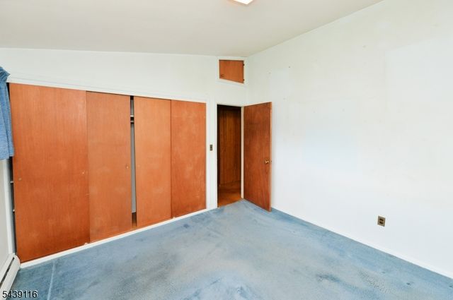 235 Godwin Ave, Wyckoff Twp., NJ 07481
