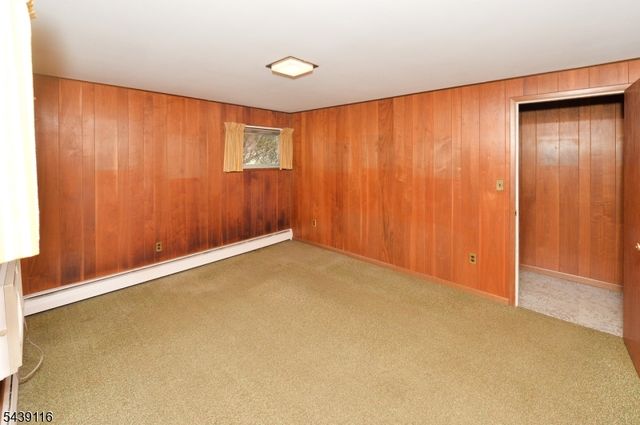 235 Godwin Ave, Wyckoff Twp., NJ 07481