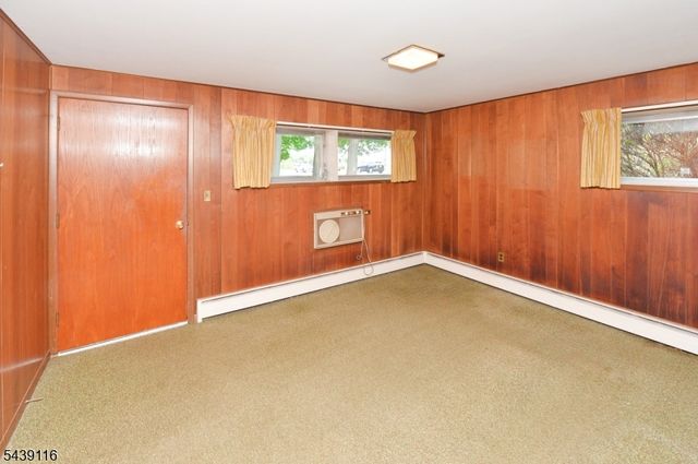 235 Godwin Ave, Wyckoff Twp., NJ 07481