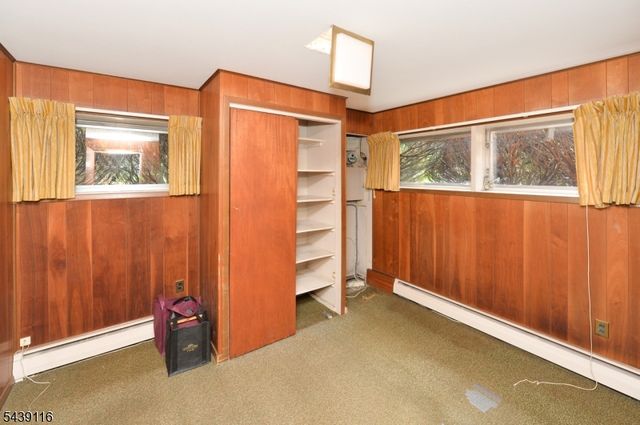235 Godwin Ave, Wyckoff Twp., NJ 07481