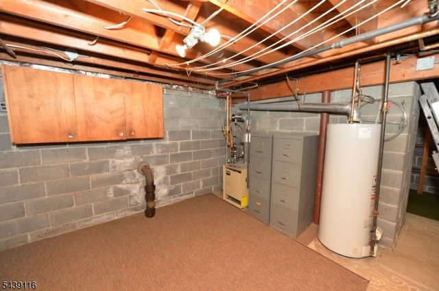 235 Godwin Ave, Wyckoff Twp., NJ 07481