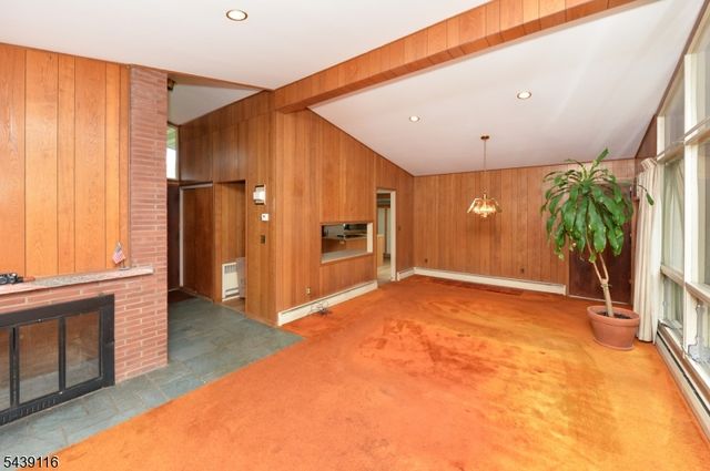 235 Godwin Ave, Wyckoff Twp., NJ 07481