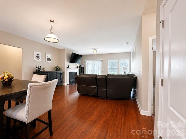 1919 Corriente Court, Charlotte, NC 28213
