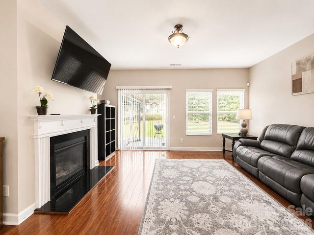 1919 Corriente Court, Charlotte, NC 28213