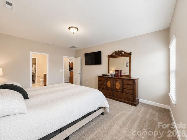 1919 Corriente Court, Charlotte, NC 28213