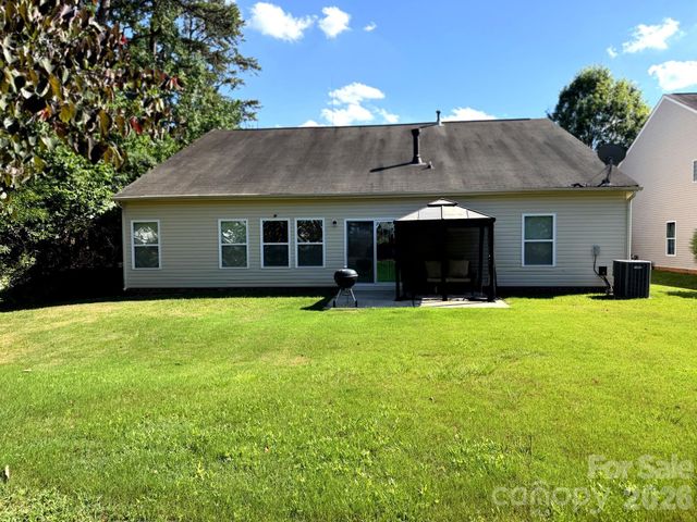 1919 Corriente Court, Charlotte, NC 28213