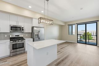 7300 E EARLL Drive 3016, Scottsdale, AZ 85251