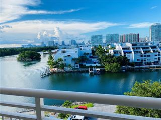 400 Kings Point Dr 718, Sunny Isles Beach, FL 33160