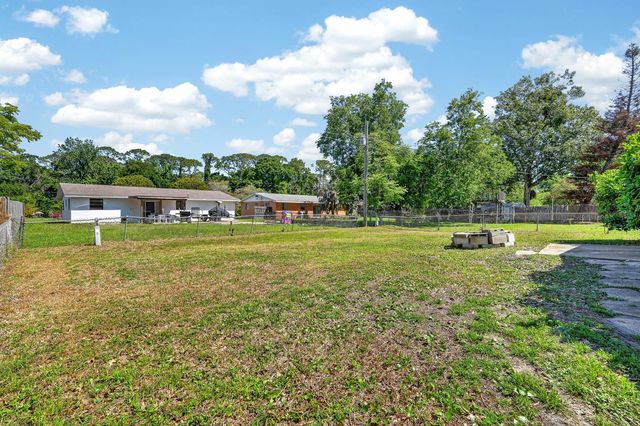 612 JOHNSON DRIVE, Ormond Beach, FL 32174