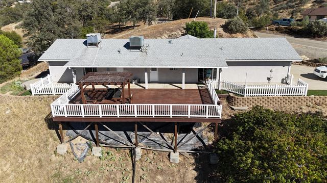 39925 Lilley Mountain Drive, Coarsegold, CA 93614