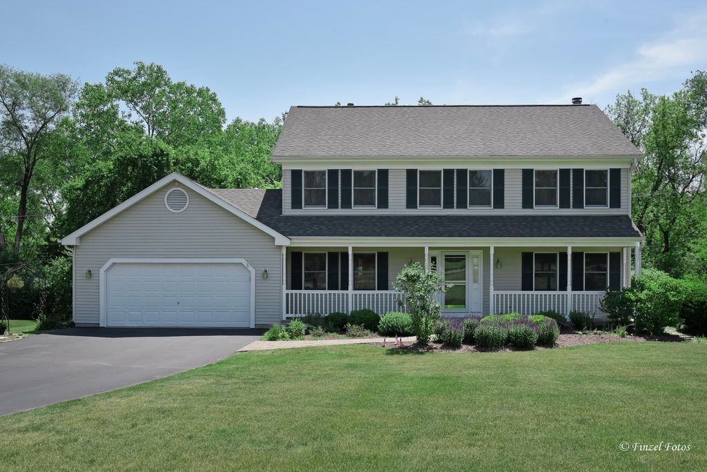841 Hemlock Drive, Sleepy Hollow, IL 60118