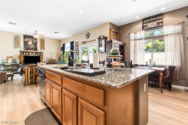 5734 Hoptree Drive, Pahrump, NV 89061