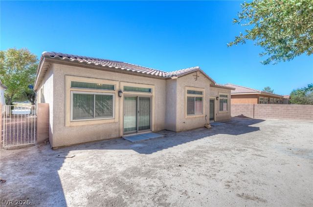 5734 Hoptree Drive, Pahrump, NV 89061