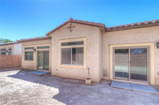 5734 Hoptree Drive, Pahrump, NV 89061