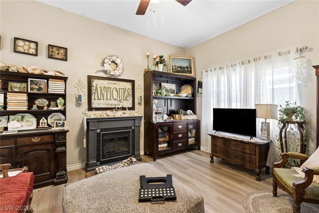 5734 Hoptree Drive, Pahrump, NV 89061