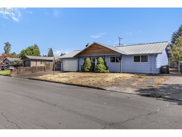 1515 W QUINALT St, Springfield, OR 97477